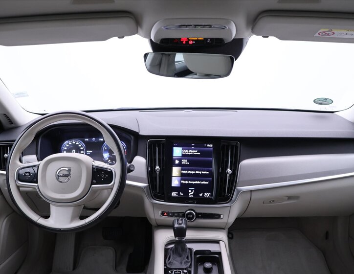 Volvo V90 Kombi 2,0 l 187 kw
