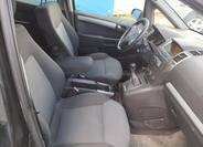 Opel Zafira 8