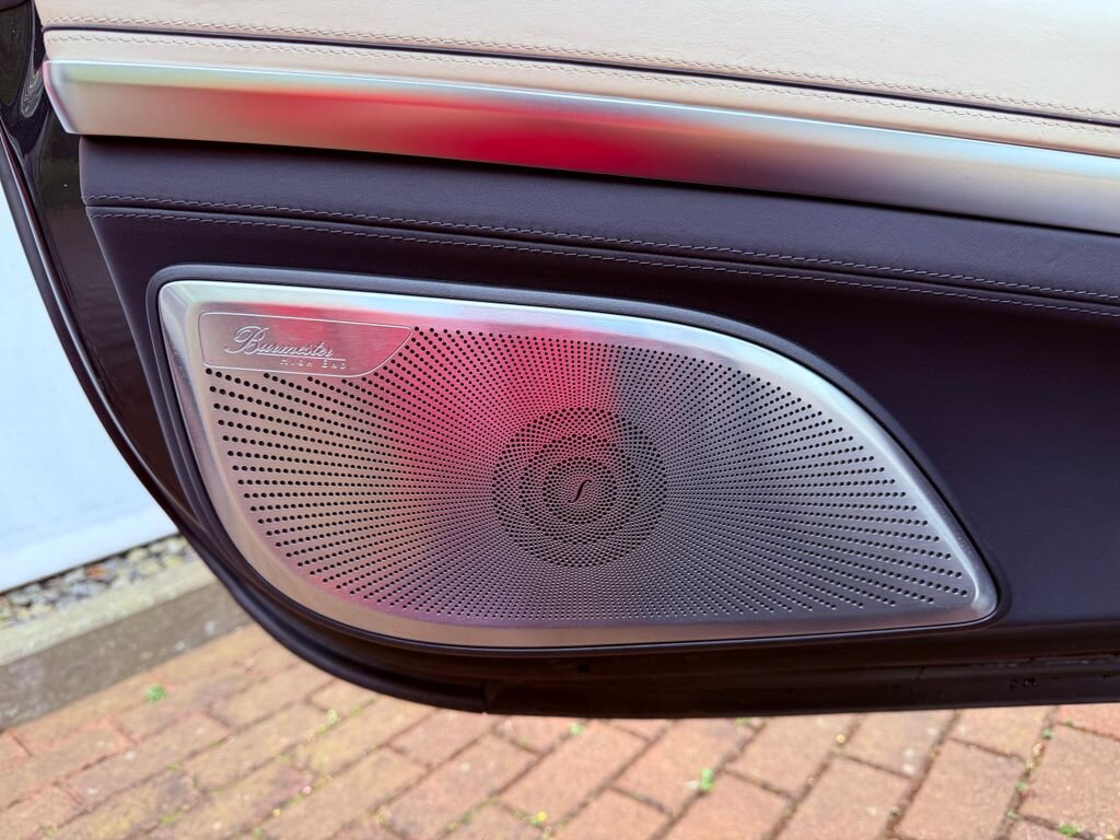 Mercedes-Benz Třídy S Kupé 4,0 l 450 kw