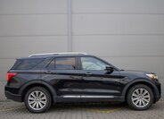 Ford Explorer 4