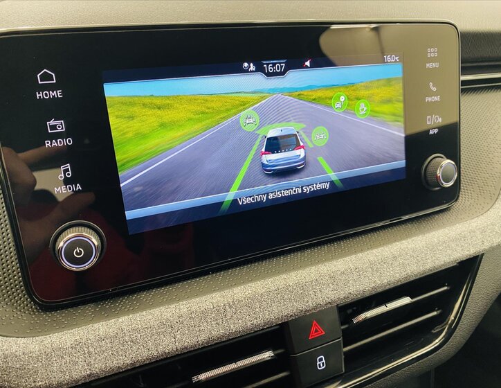 Škoda Scala Hatchback 999,0 85 kw