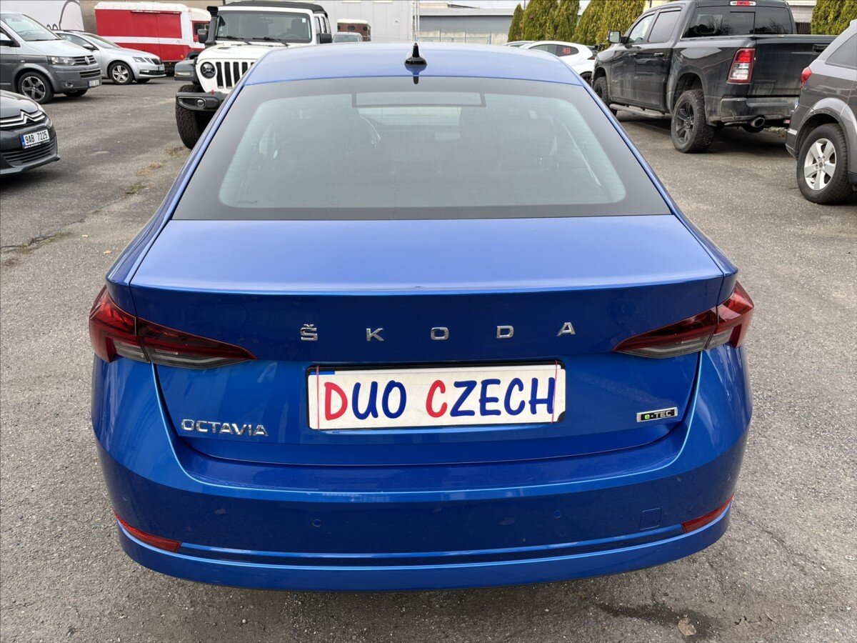 Škoda Octavia Sedan / Limuzína 1,5 l 110 kw