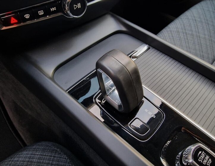 Volvo V60 Kombi 2,0 l 145 kw