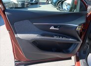 Peugeot 3008 SUV / Terénní 1,2 l 96 kw