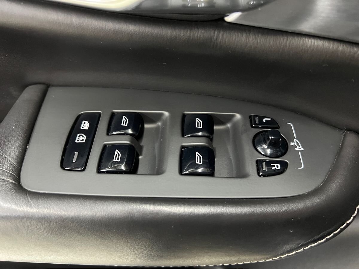 Volvo XC90 SUV / Terénní 2,0 l 177 kw