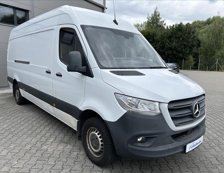 Mercedes-Benz Sprinter 1