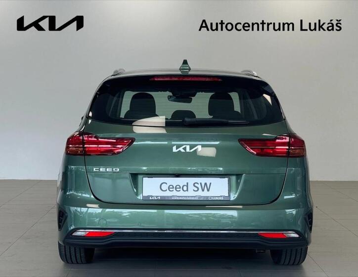 KIA Ceed 5