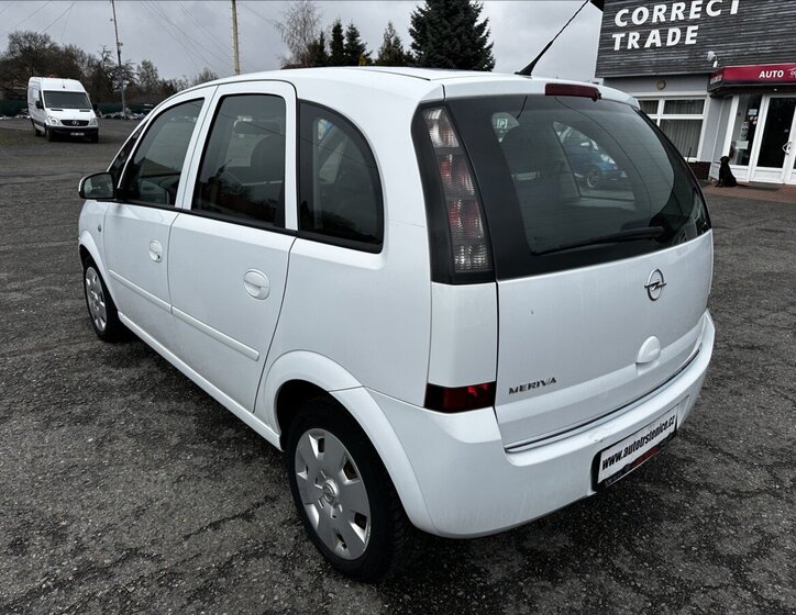 Opel Meriva MPV 1,6 l 77 kw