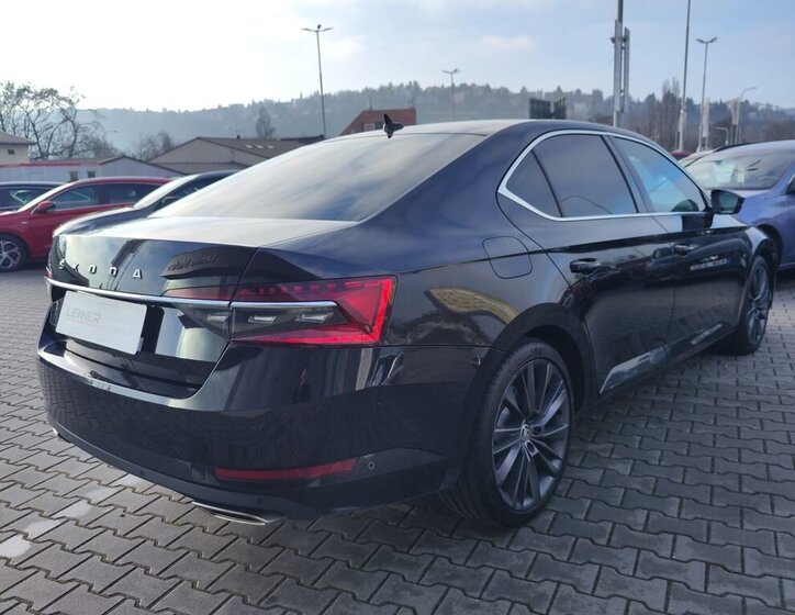 Škoda Superb Liftback 2,0 l 206 kw