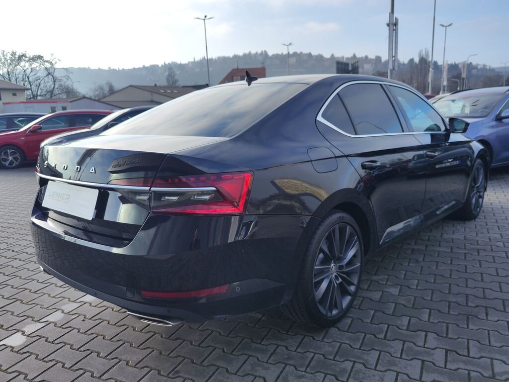 Škoda Superb Liftback 2,0 l 206 kw