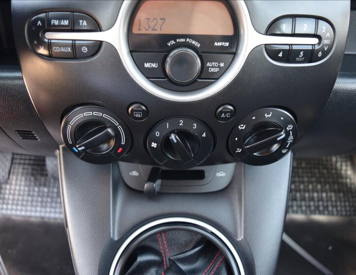 Mazda 2 Hatchback 1,3 l 55 kw