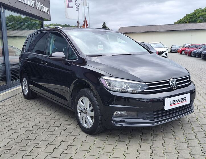 Volkswagen Touran 3