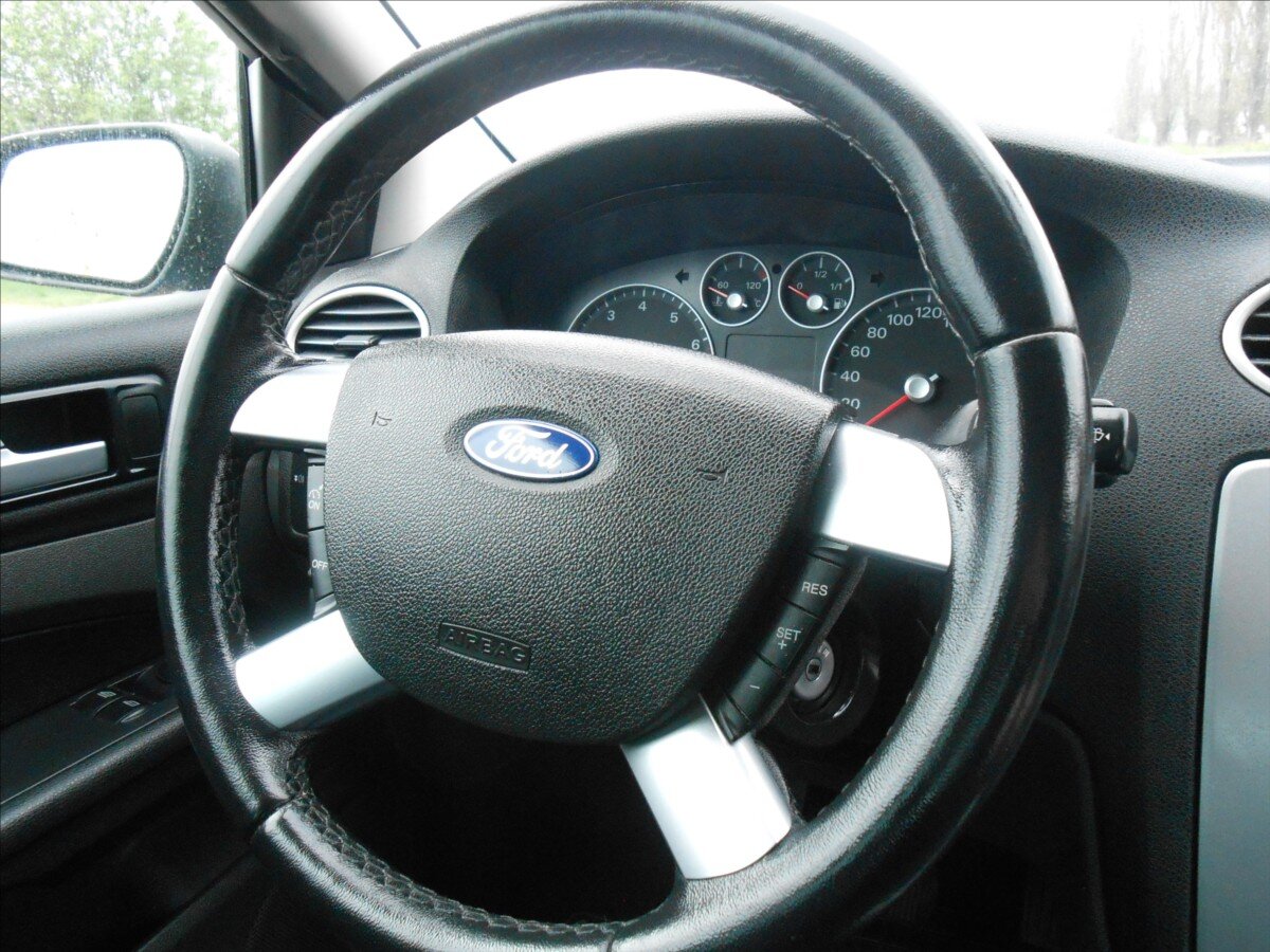 Ford Focus Kombi 1,6 l 74 kw