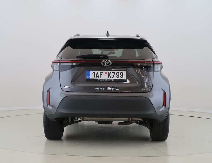 Toyota Yaris Cross SUV / Terénní 1,5 l 68 kw