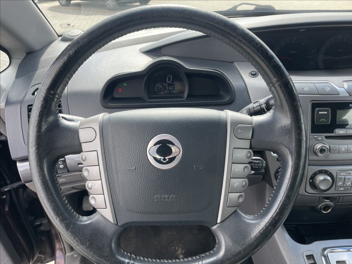 SsangYong Rodius SUV / Terénní 2,0 l 114 kw