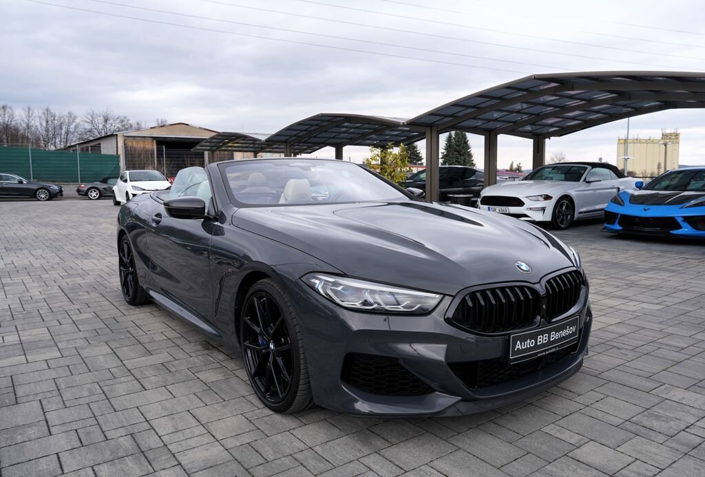 BMW Řada 8 Kabriolet 4,4 l 390 kw