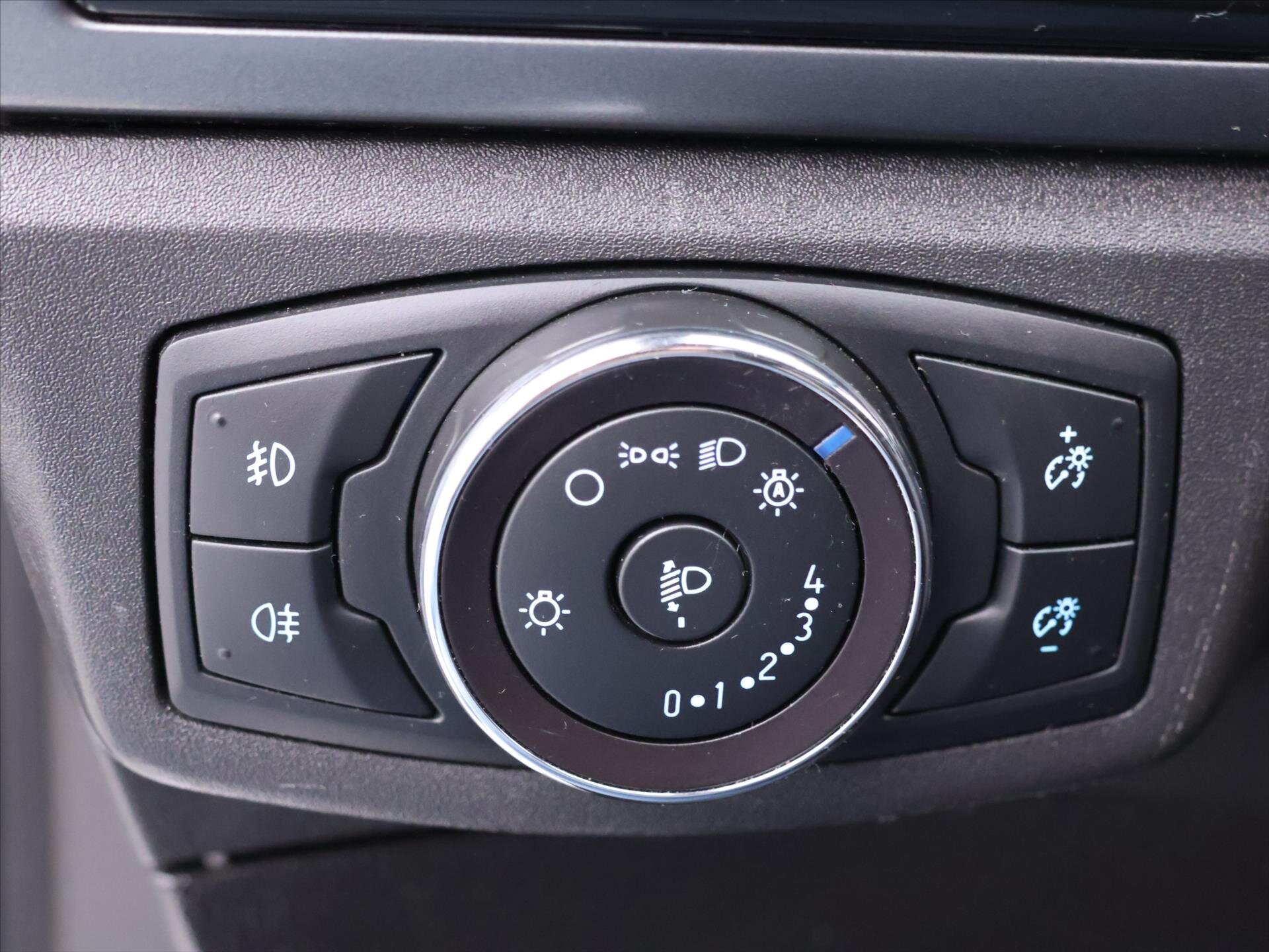 Ford Mondeo Kombi 2,0 l 132 kw