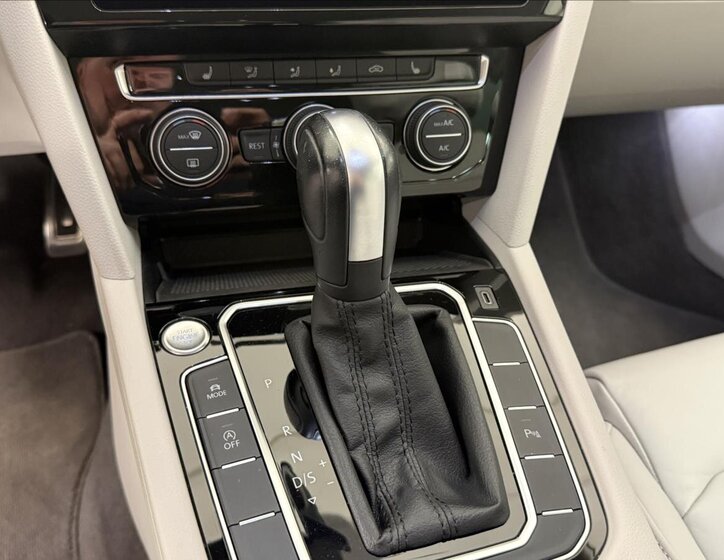 Volkswagen Passat Kombi 2,0 l 140 kw