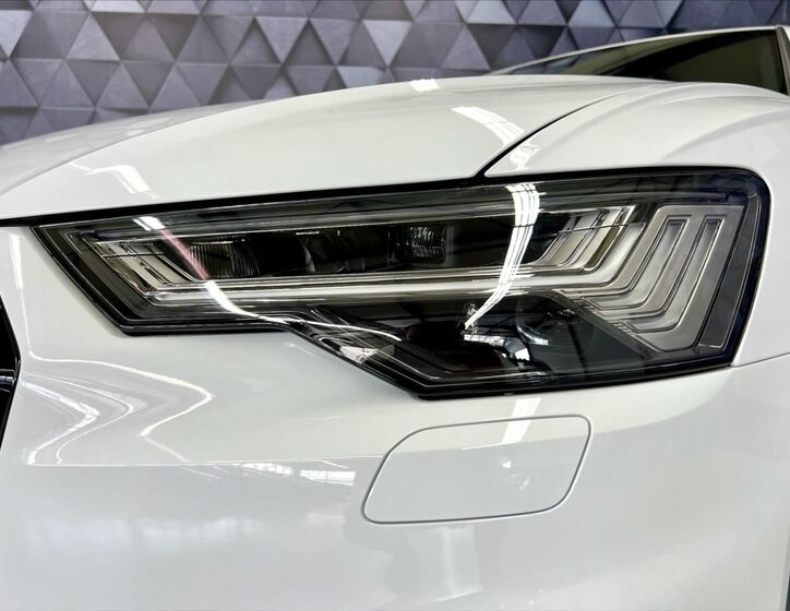 Audi A6 Allroad Kombi 3,0 l 210 kw