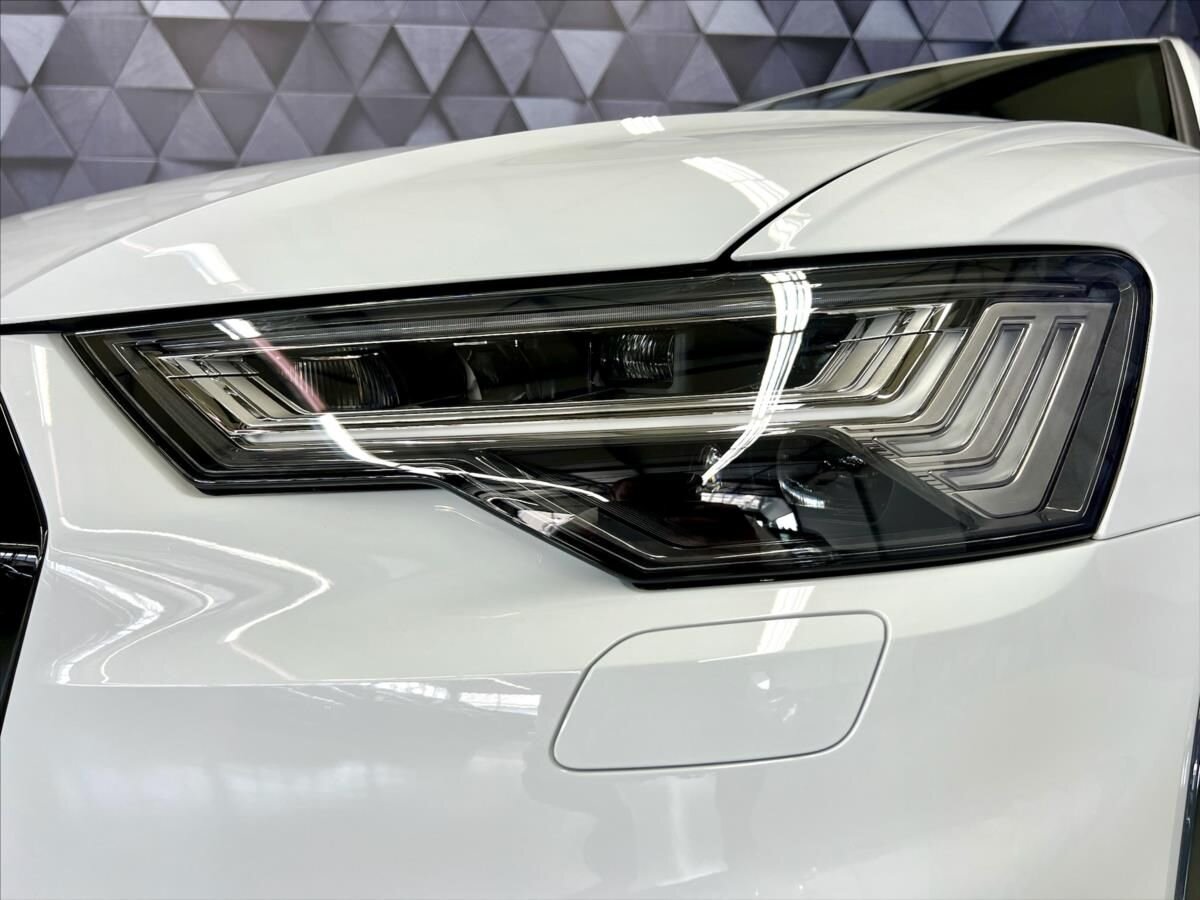 Audi A6 Allroad Kombi 3,0 l 210 kw