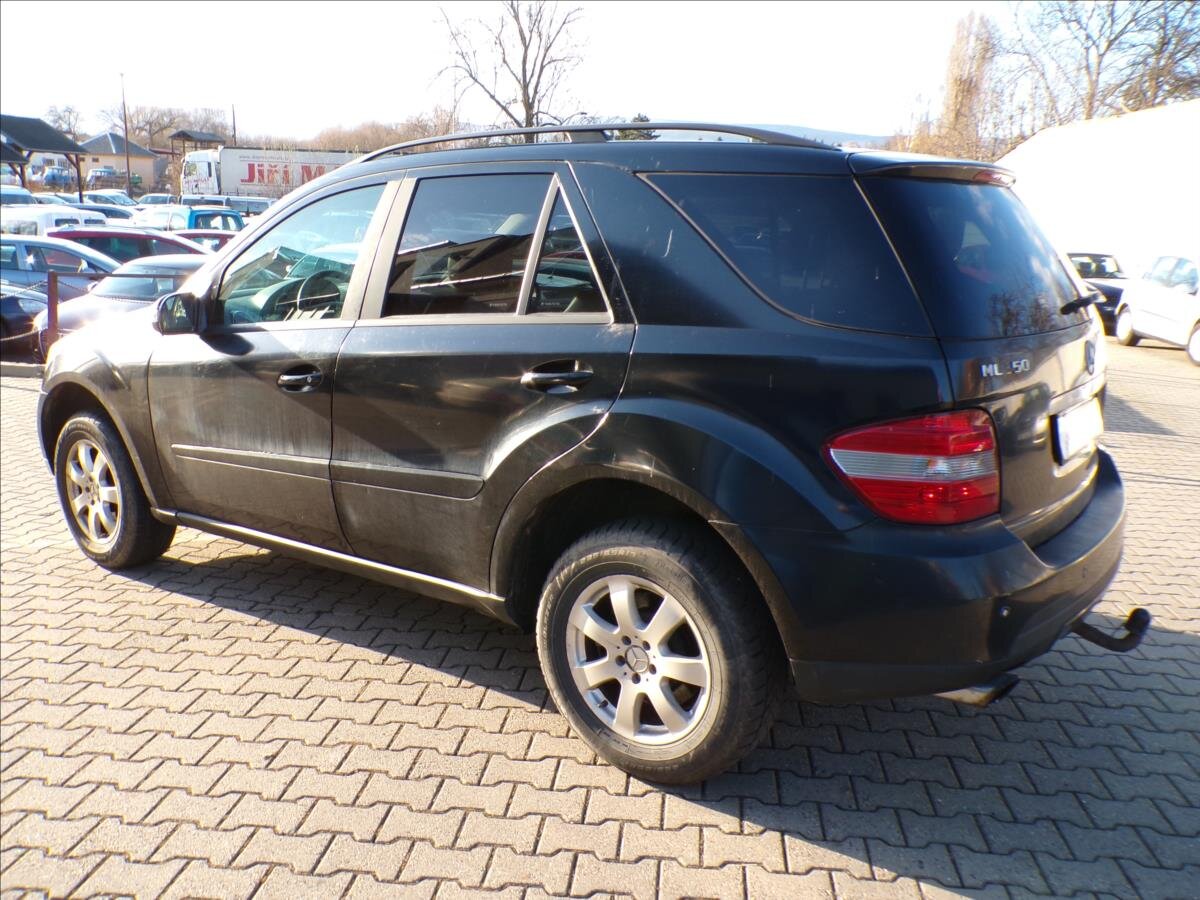 Mercedes-Benz Třídy M Ostatní 3,5 l 200 kw