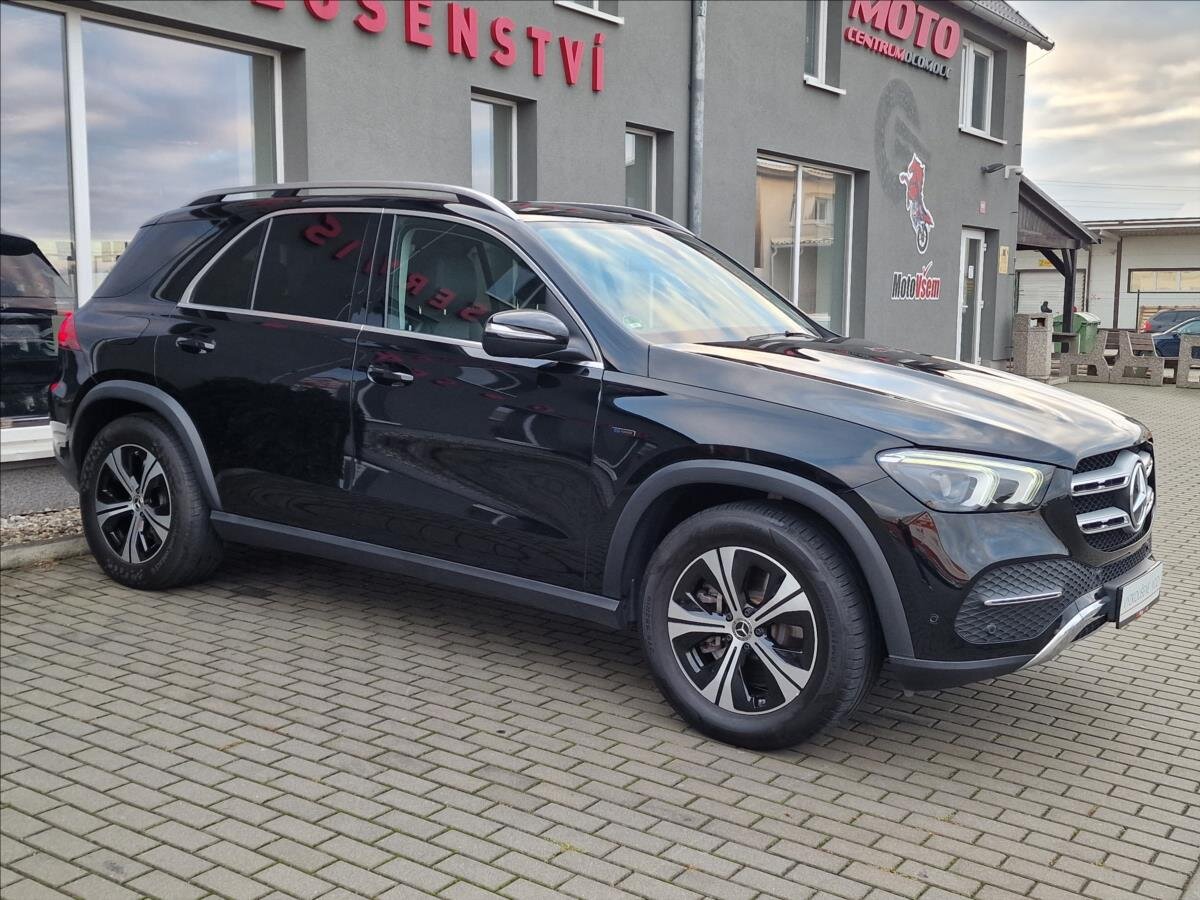 Mercedes-Benz GLE SUV / Terénní 2,0 l 245 kw