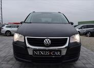 Volkswagen Touran 2