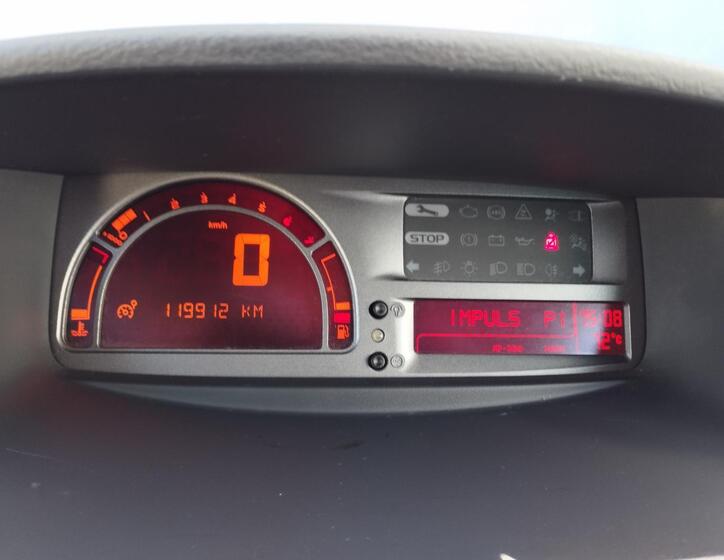 Renault Modus Hatchback 1,1 l 74 kw