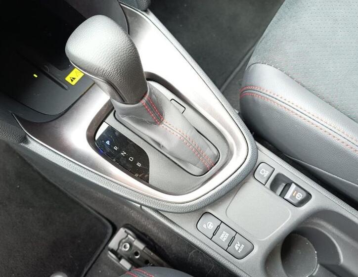 Toyota Yaris Cross 26