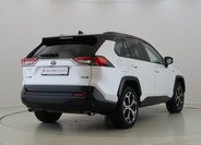 Toyota RAV4 SUV / Terénní 2,5 l 225 kw