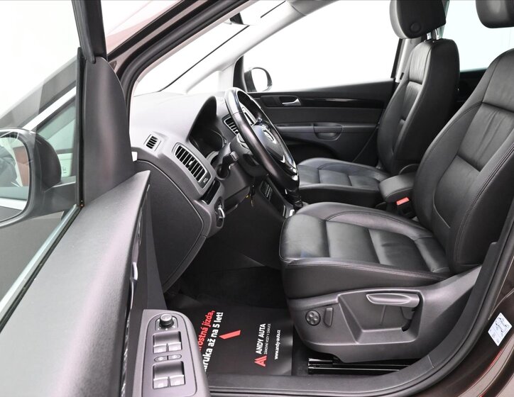 Volkswagen Sharan MPV 2,0 l 110 kw