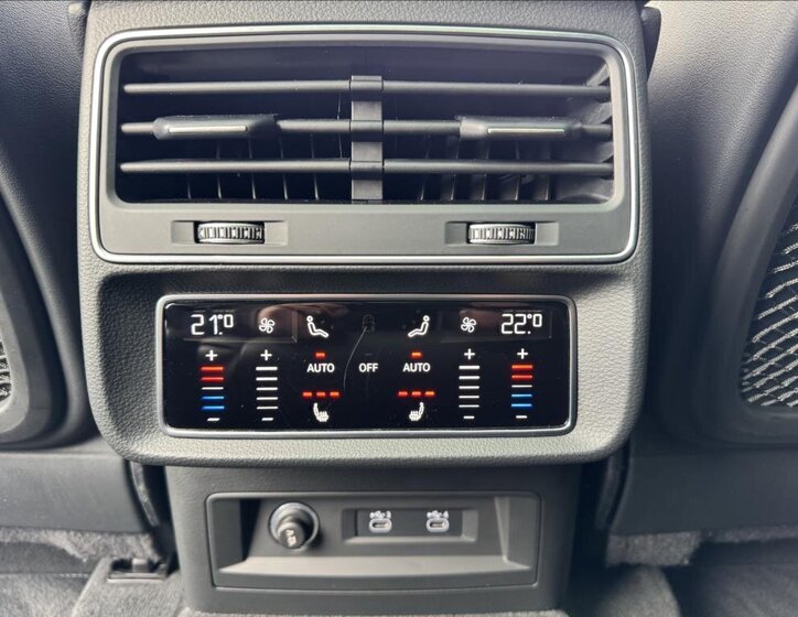 Audi SQ7 Kombi 4,0 l 320 kw