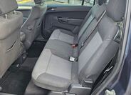 Opel Zafira 8