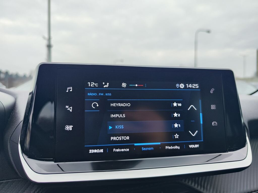 Peugeot 208 Hatchback 1,2 l 74 kw