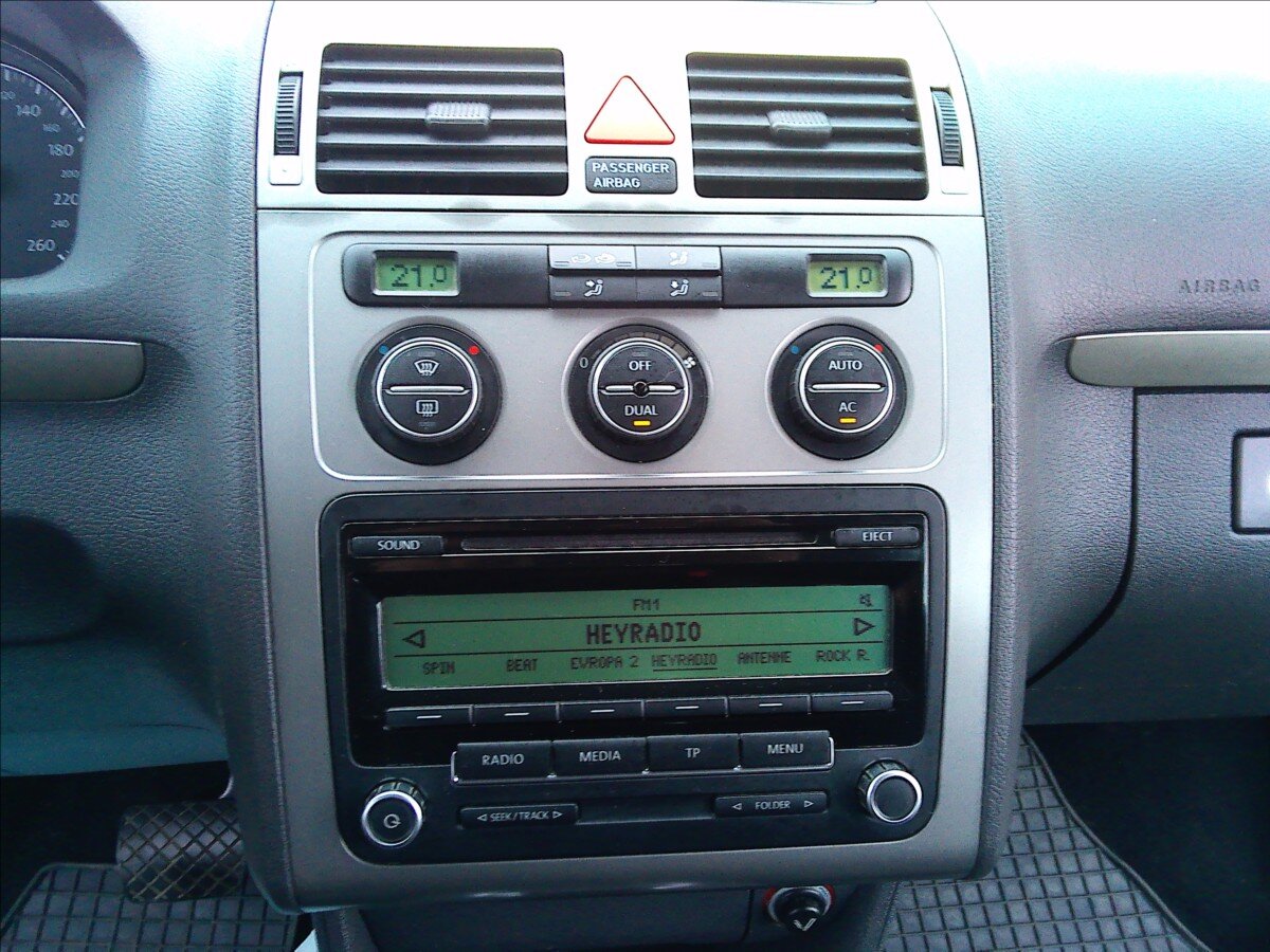 Volkswagen Touran Kombi 2,0 l 103 kw