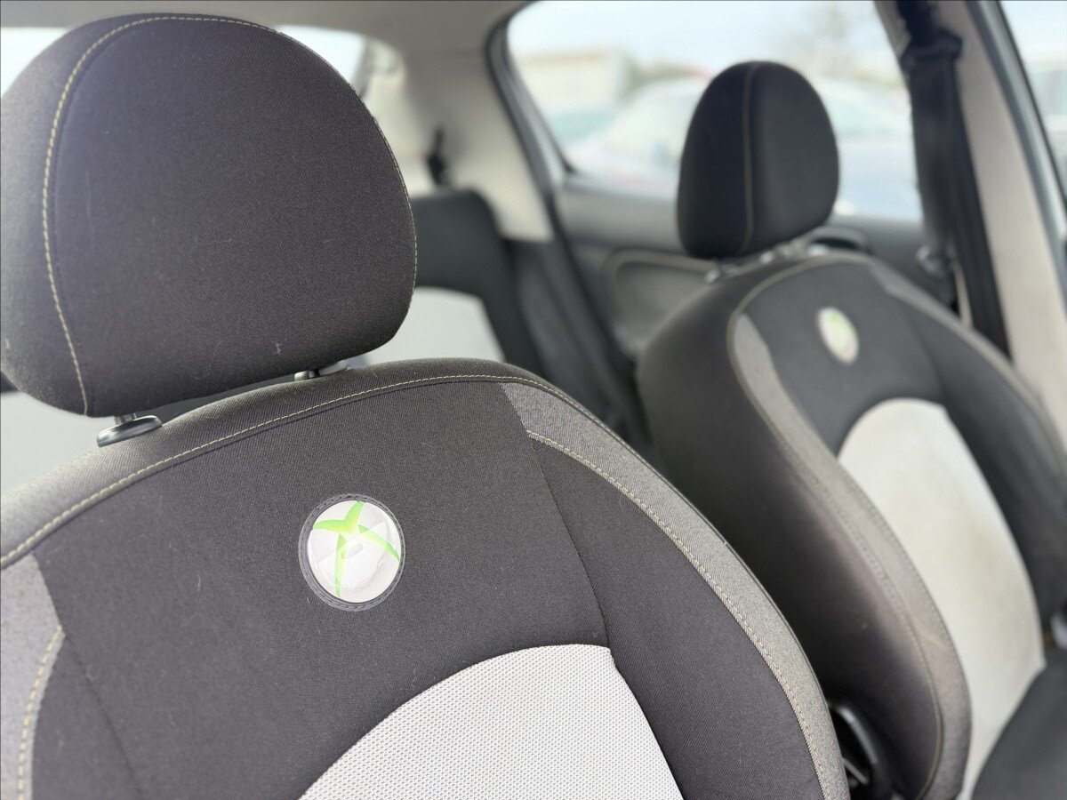 Peugeot 206 Hatchback 1,4 l 50 kw