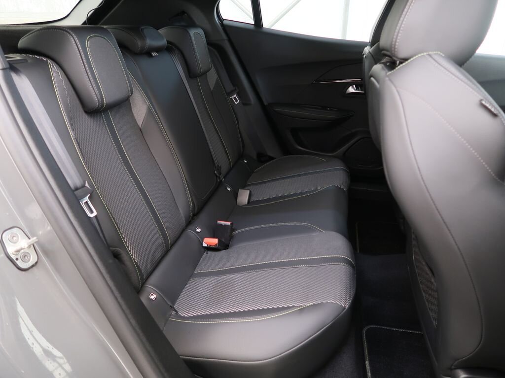 Peugeot 2008 SUV / Terénní 1,2 l 96 kw