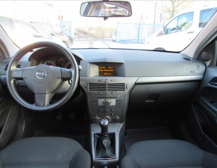Opel Astra Hatchback 1,4 l 66 kw