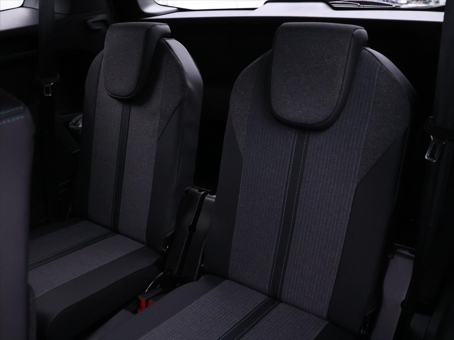 Peugeot 5008 SUV / Terénní 1,2 l 96 kw