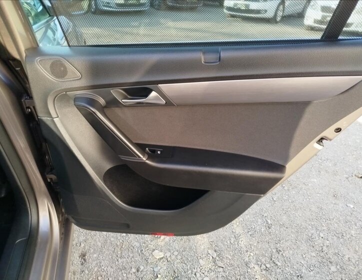 Volkswagen Passat Ostatní 1,4 l 90 kw