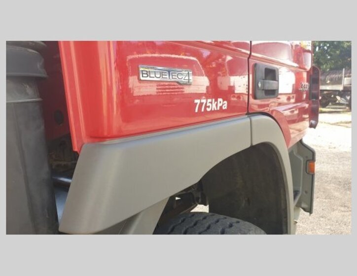 Mercedes-Benz Ostatní Ostatní 0,0 235 kw