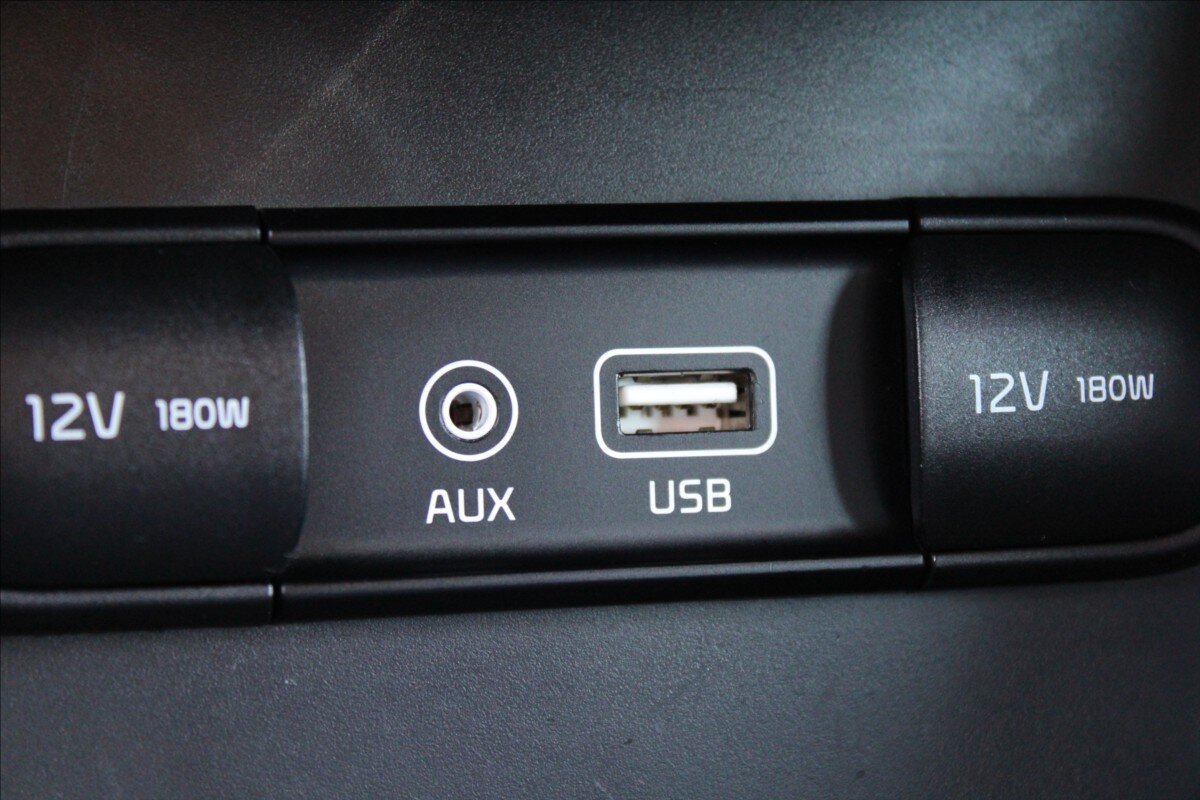 KIA Sportage SUV / Terénní 2,0 l 136 kw