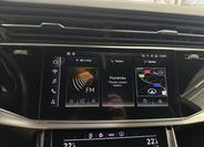 Audi SQ8 7