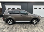 Mitsubishi Outlander SUV 2,3 l 130 kw