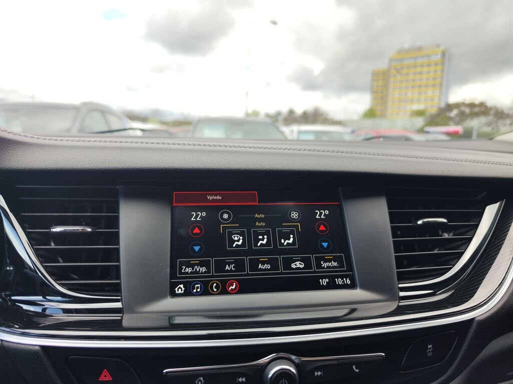 Opel Insignia Kombi 2,0 l 125 kw