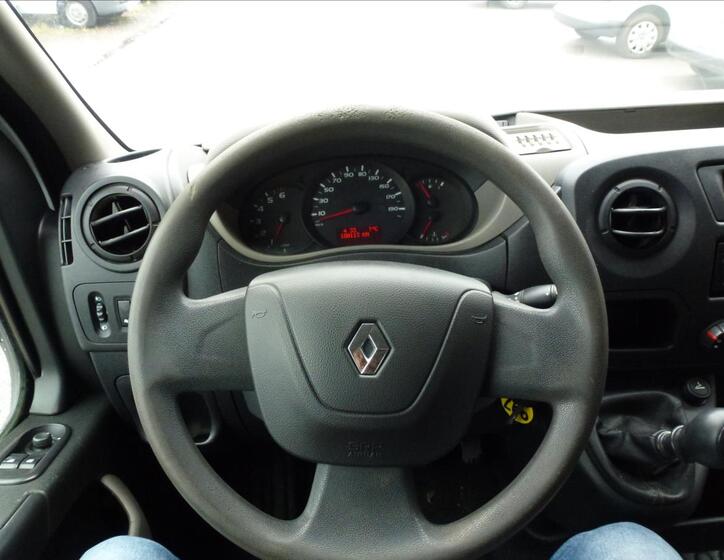 Renault Master 29