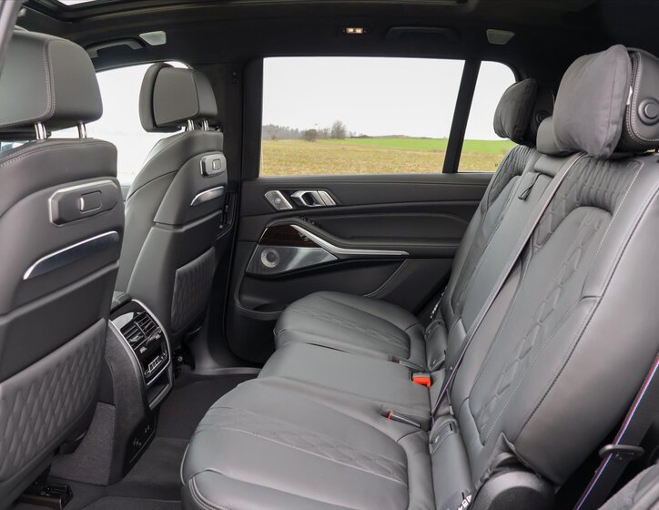 BMW X7 SUV / Terénní 3,0 l 259 kw