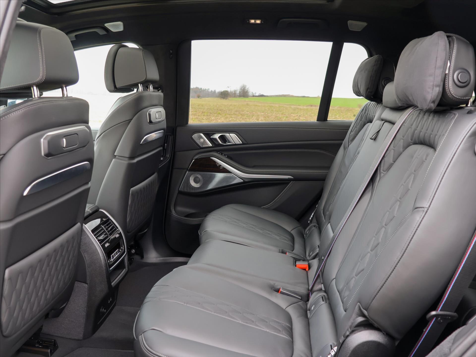 BMW X7 SUV / Terénní 3,0 l 259 kw