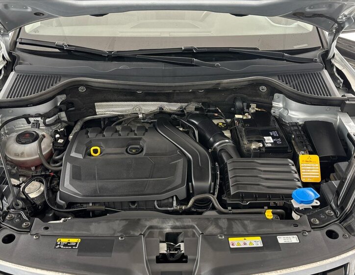 Škoda Karoq SUV / Terénní 1,5 l 110 kw