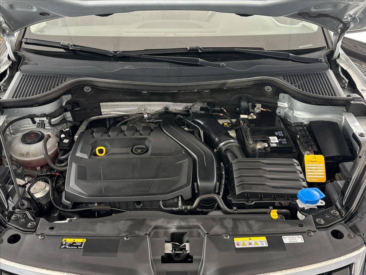 Škoda Karoq SUV / Terénní 1,5 l 110 kw